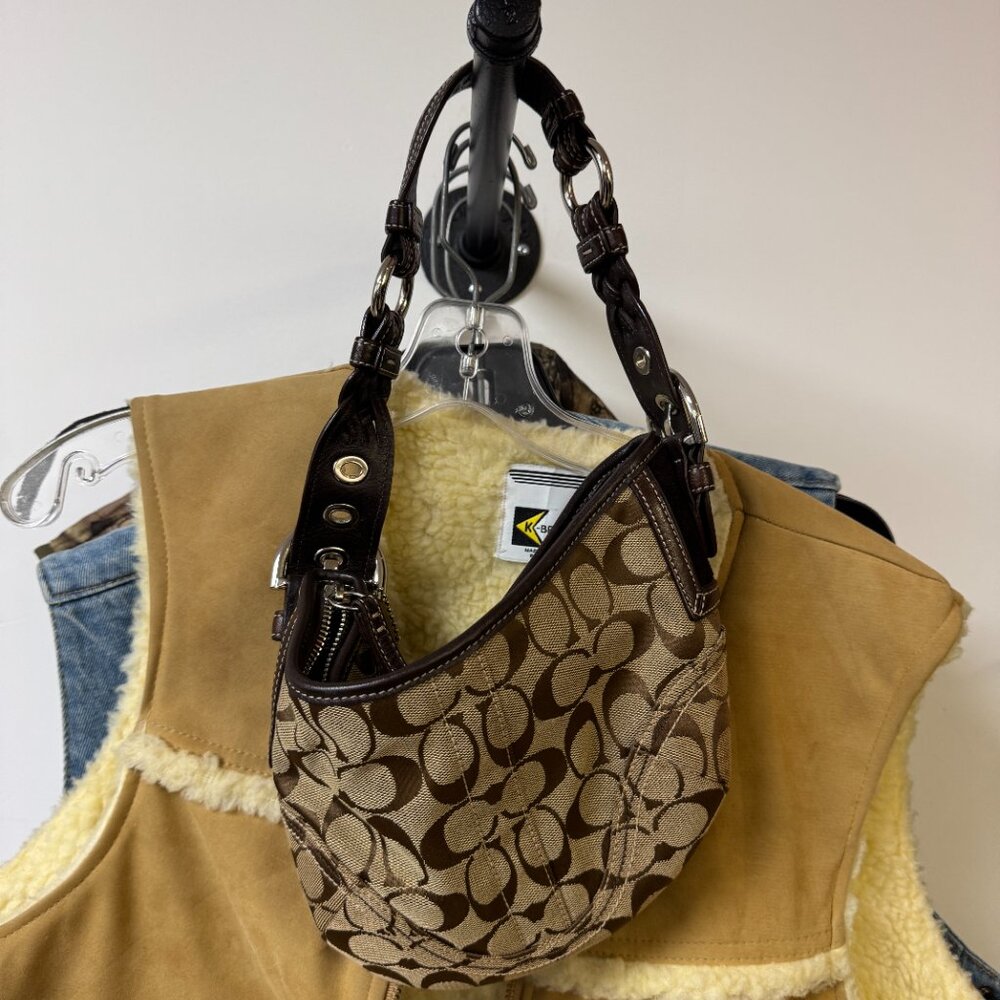 coach hand bag